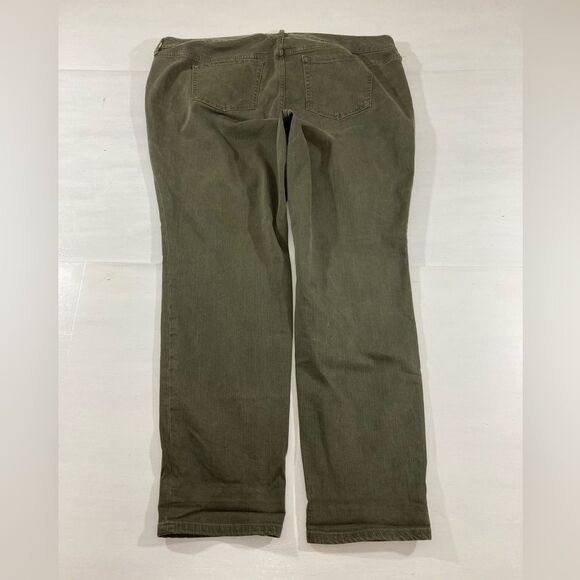 Torrid Women’s 22R Olive Green Boyfriend Jeans Distressed Straight Leg Grunge - Picture 3 of 13